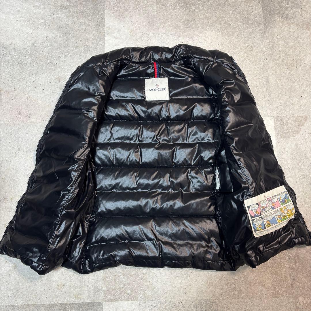 モンクレール ガーニージレ ダウンベスト Sサイズ 黒