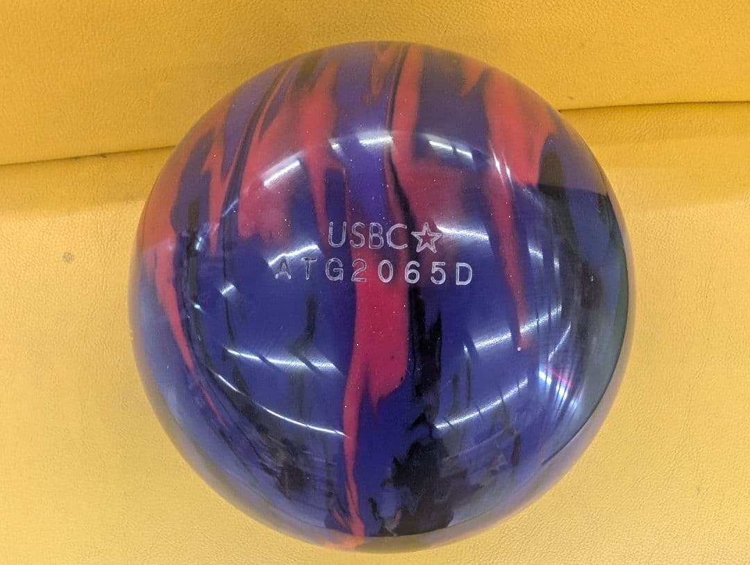 ハンマー社 スペシャルエフェクト ボウリングボール 15p　プラグ済