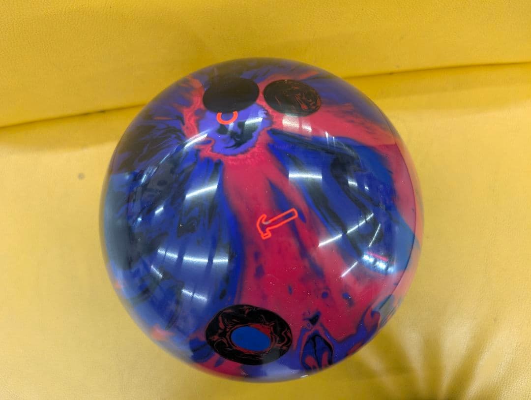 ハンマー社 スペシャルエフェクト ボウリングボール 15p　プラグ済