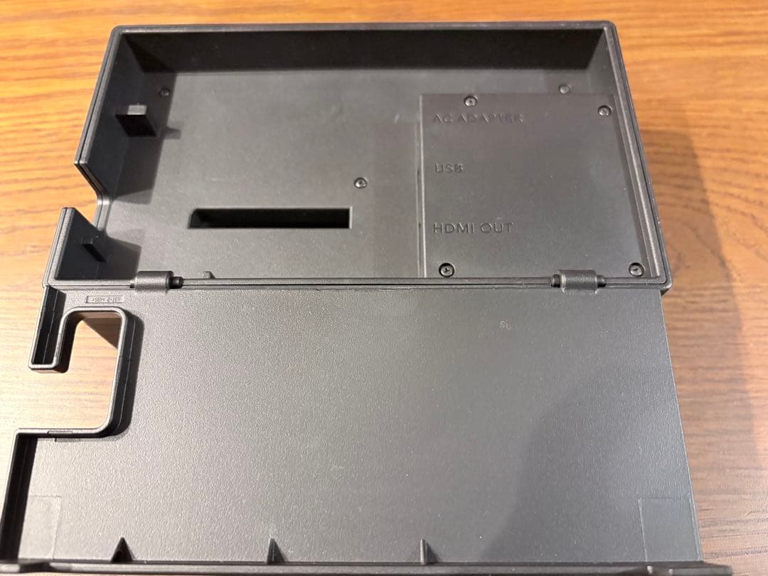 【美品・完品】Nintendo Switch 本体 (ネオンブルー/レッド)