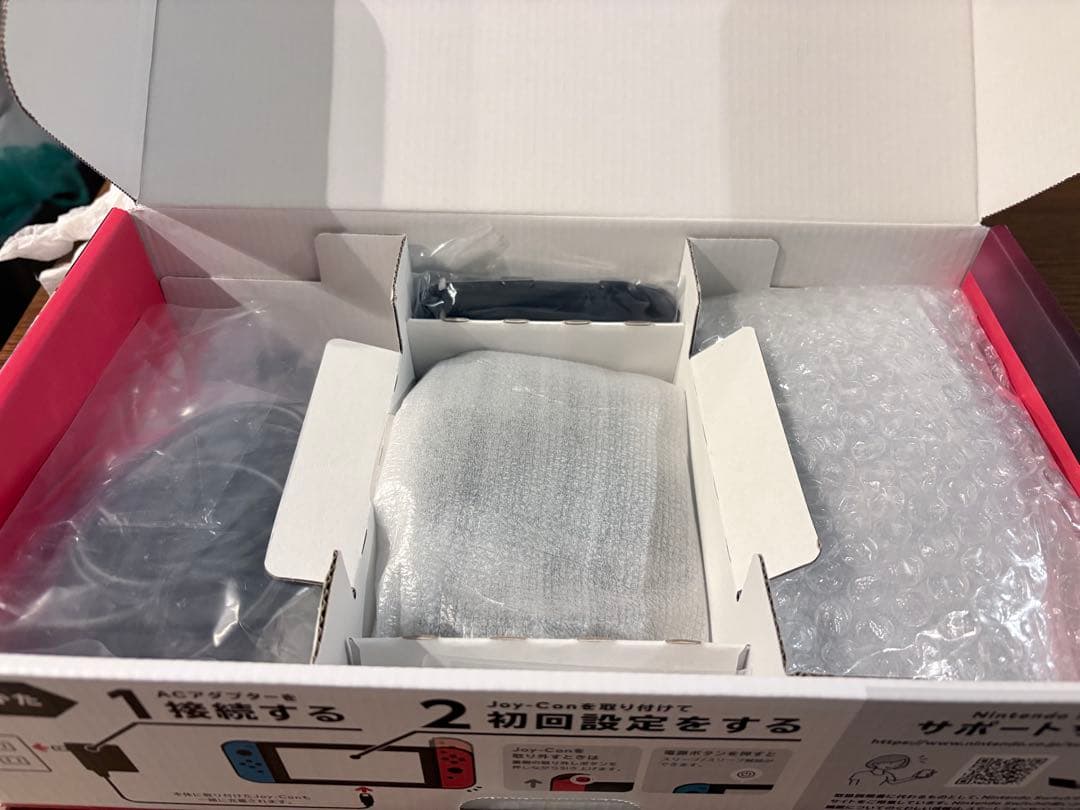 【美品・完品】Nintendo Switch 本体 (ネオンブルー/レッド)