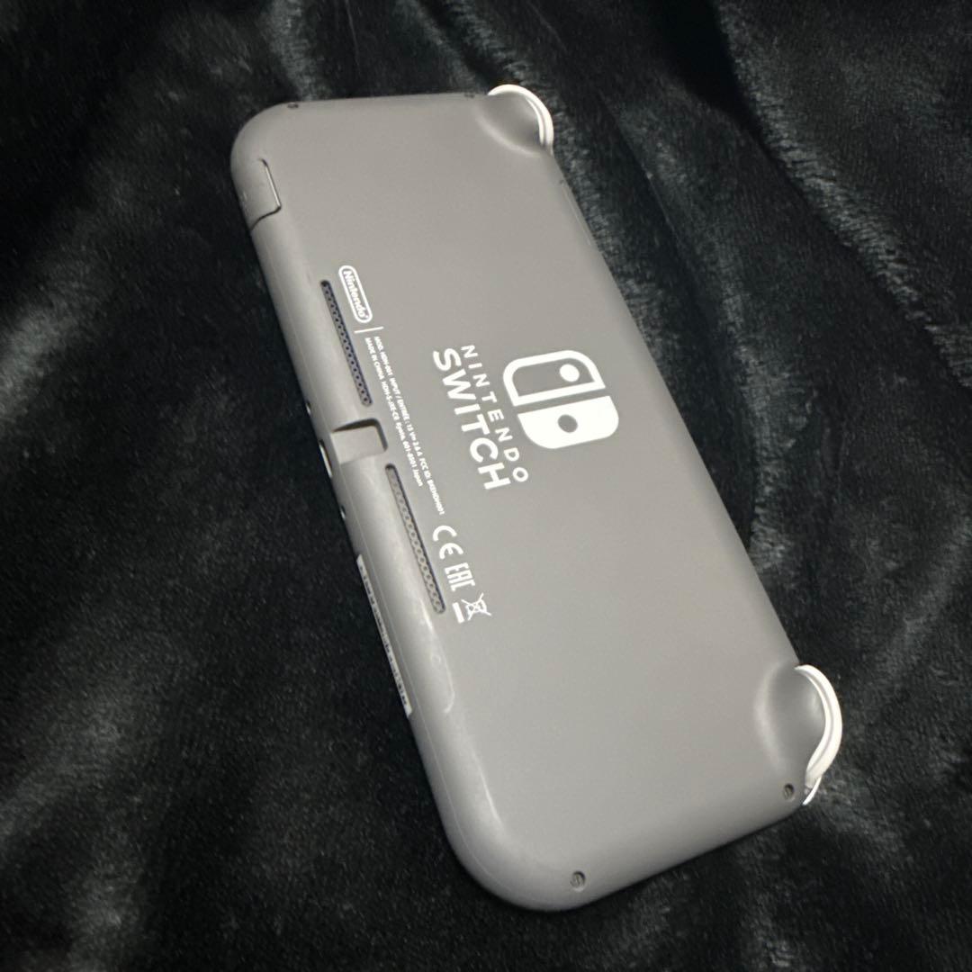 【美品】ニンテンドー　スイッチ　ライト　本体　グレー