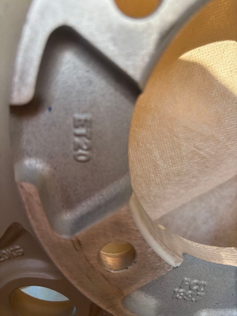 ジムニー用H12ショットガン 16インチ ホイール 4個セット展示品