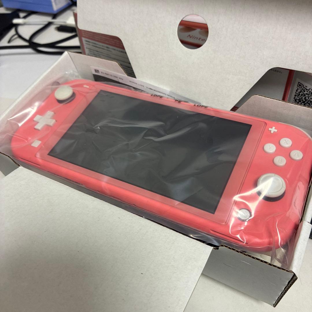 Nintendo Switch Lite ピンク