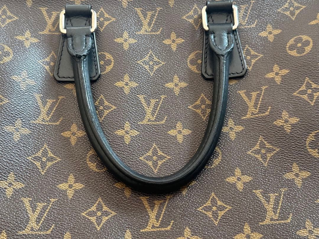 ルイ ヴィトン モノグラム マカサー ポルトドキュマン ジュール M40868