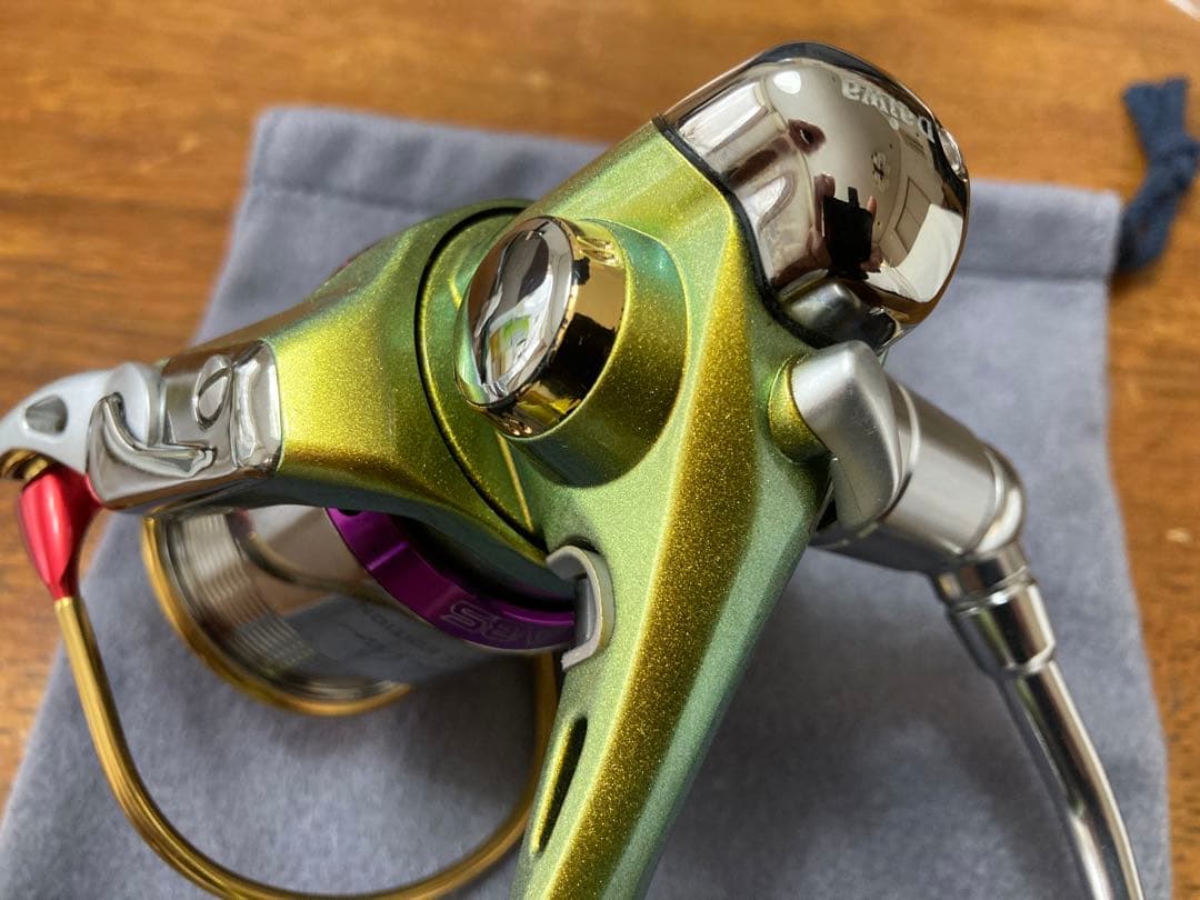 DAIWA スピニングリール メガバスTD-ito 2506C 限定生産品