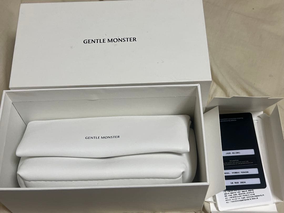GENTLE MONSTER Hovo 01(B) サングラス