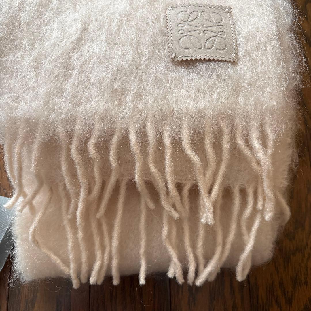 レア品　美品　モヘア　ロエベマフラー　ブローチ付き