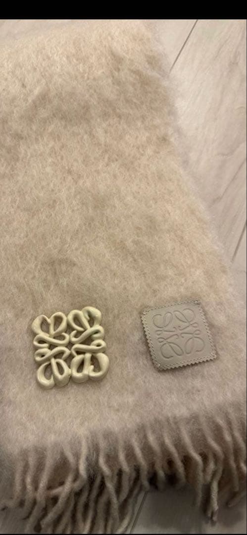 レア品　美品　モヘア　ロエベマフラー　ブローチ付き