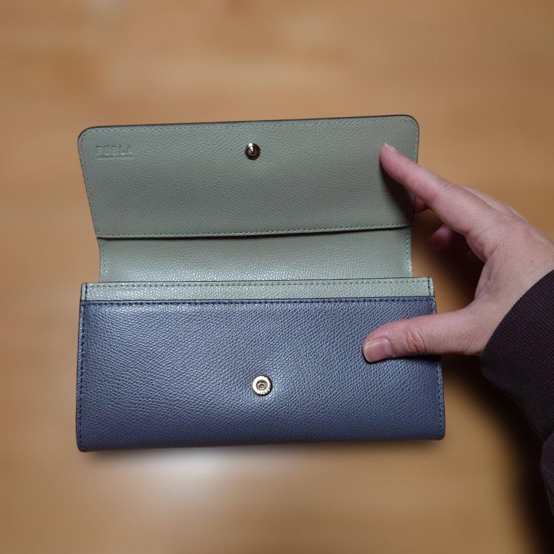 FURLA長財布グレー
