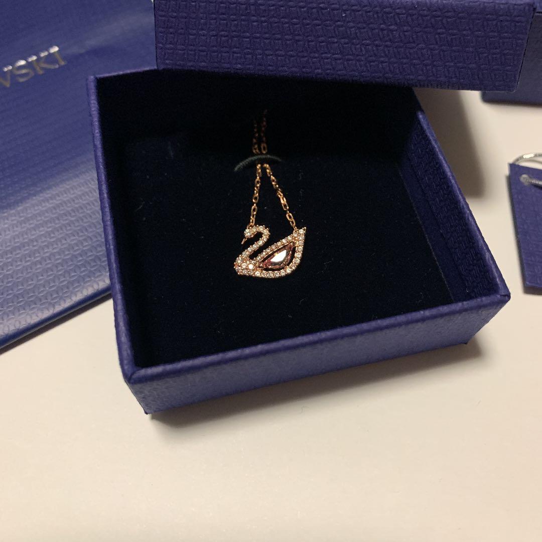 SWAROVSKI スワロフスキー ネックレス 女神降臨