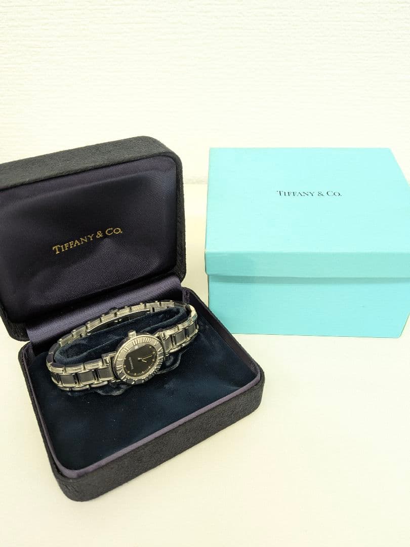 ティファニー　アトラスデイト　レディース腕時計　黒文字盤　ケース共箱有り　稼動品