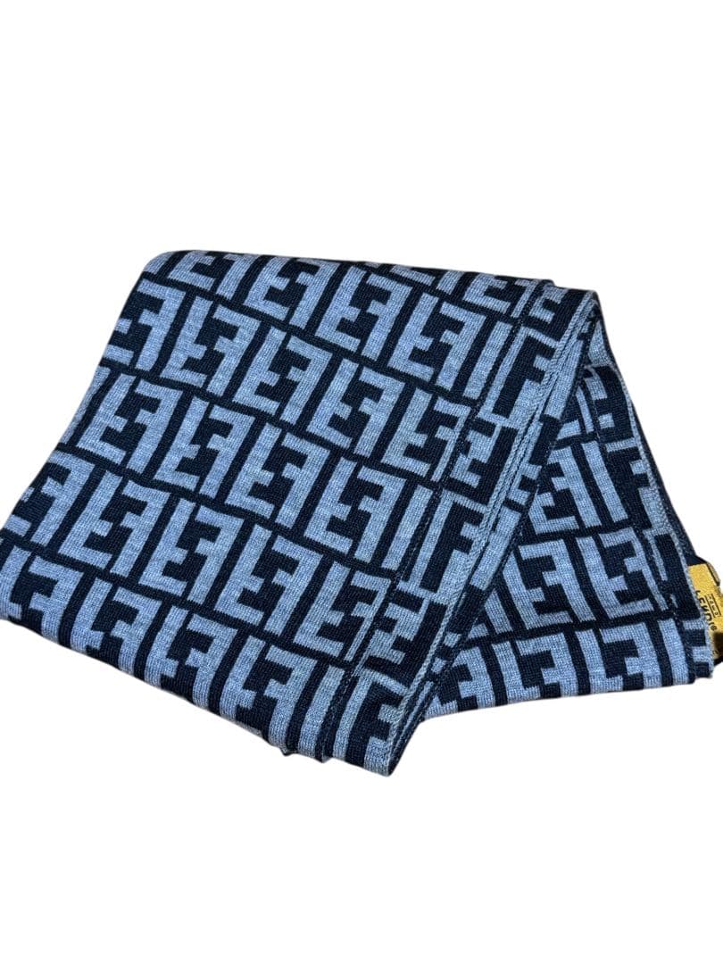 FENDI ロゴパターン マフラー ブラック/グレー