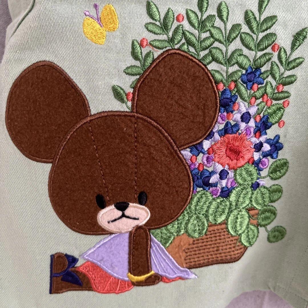 くまのがっこうエプロン 保育士、幼稚園教諭 【４枚セット】