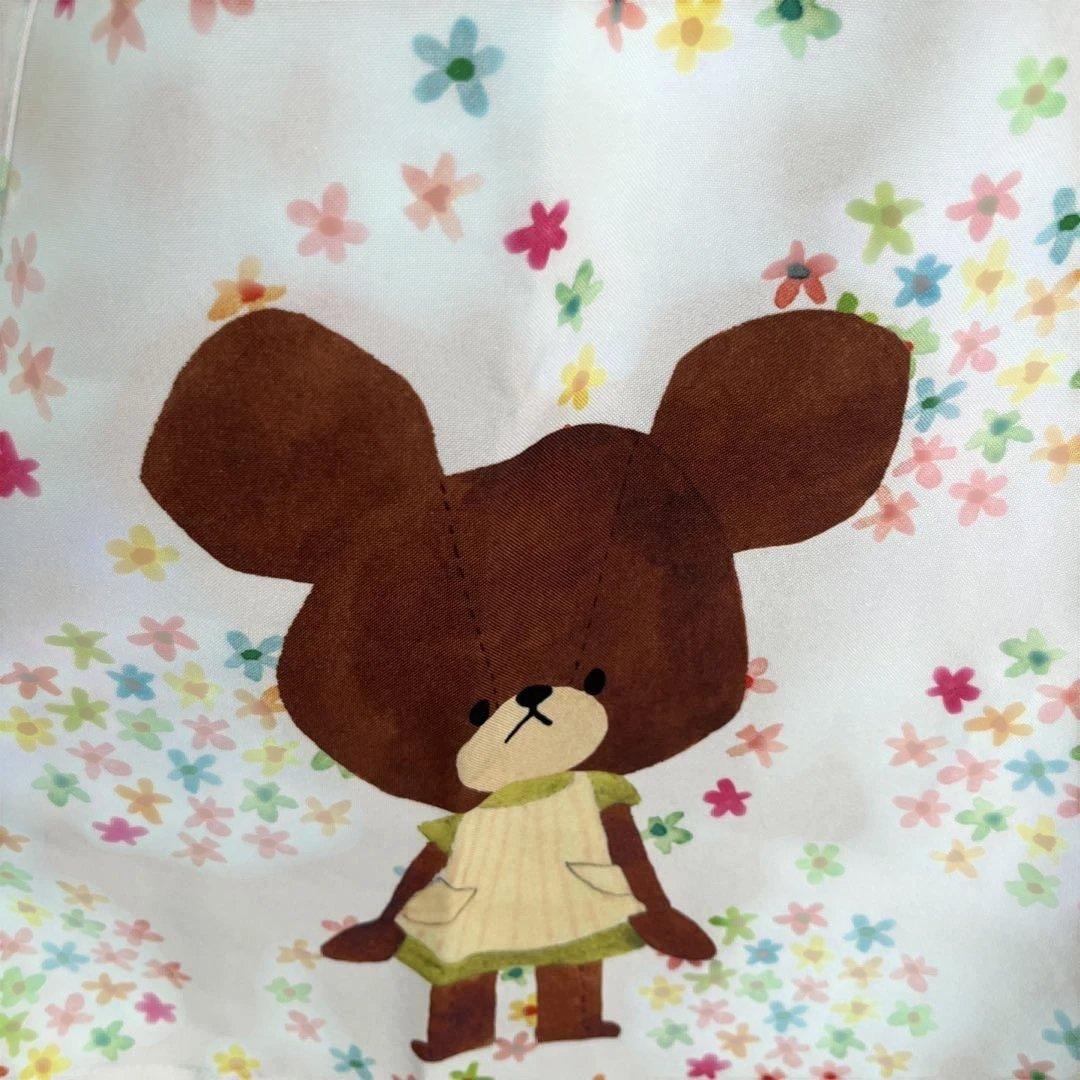 くまのがっこうエプロン 保育士、幼稚園教諭 【４枚セット】