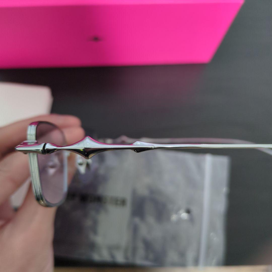 GENTLE MONSTER Atomic レンズカラー_ブルー