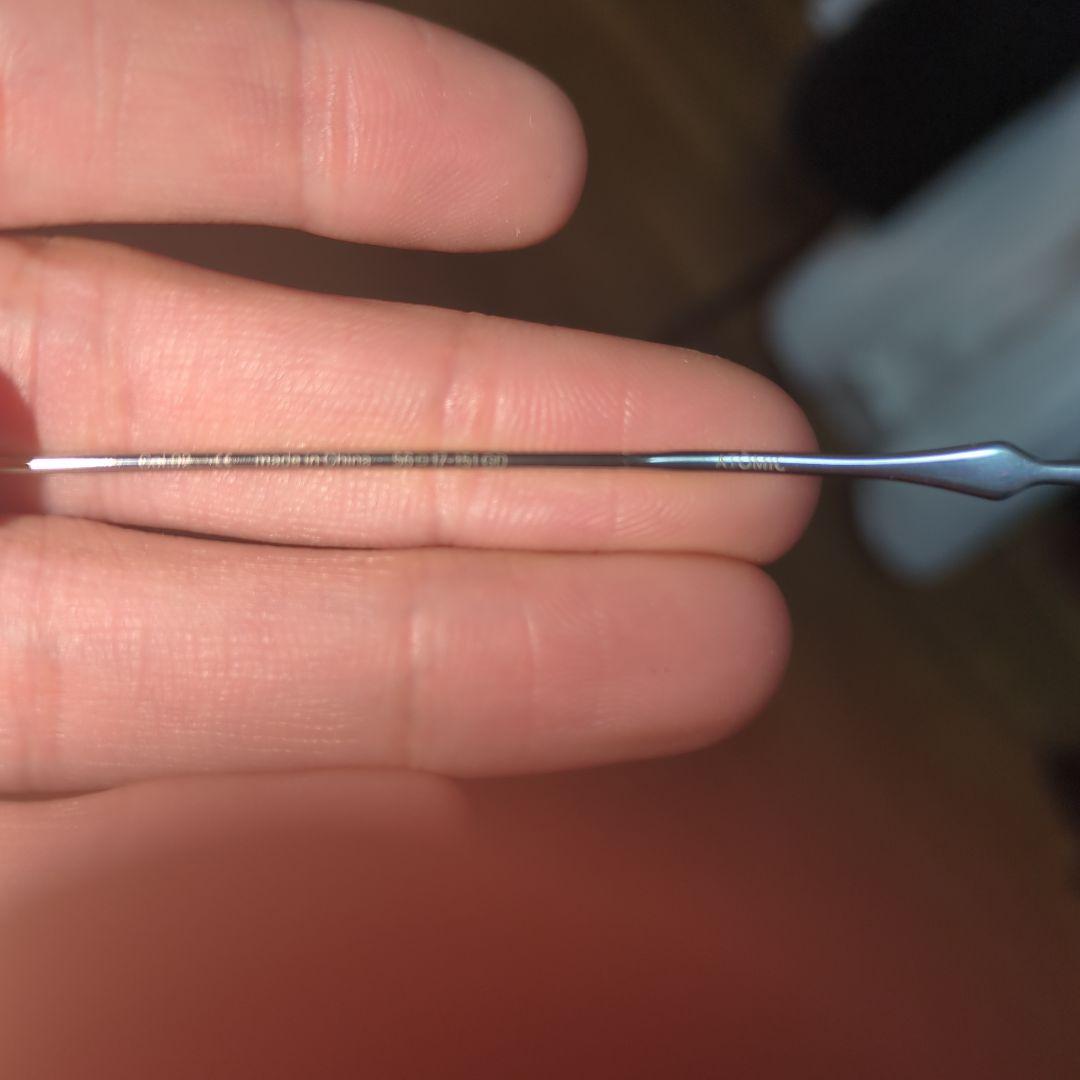 GENTLE MONSTER Atomic レンズカラー_ブルー