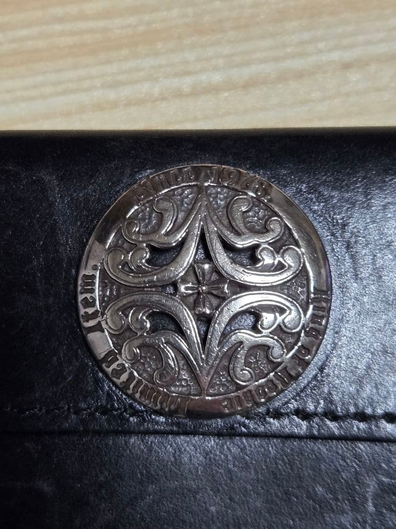 今月末までALZUNI アルズニ 三つ折り財布 シルバー925 コンチョカスタム