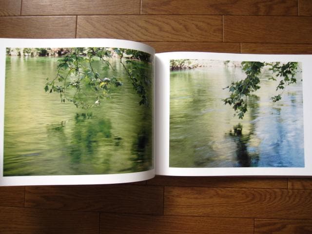 知覚の感光板　鈴木理策　Risaku Suzuki　初版　直筆サイン入り