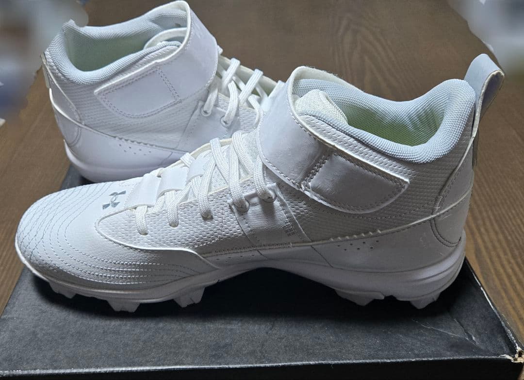 新品 USアンダーアーマー ハーパーモデル ポイントスパイク 28cm