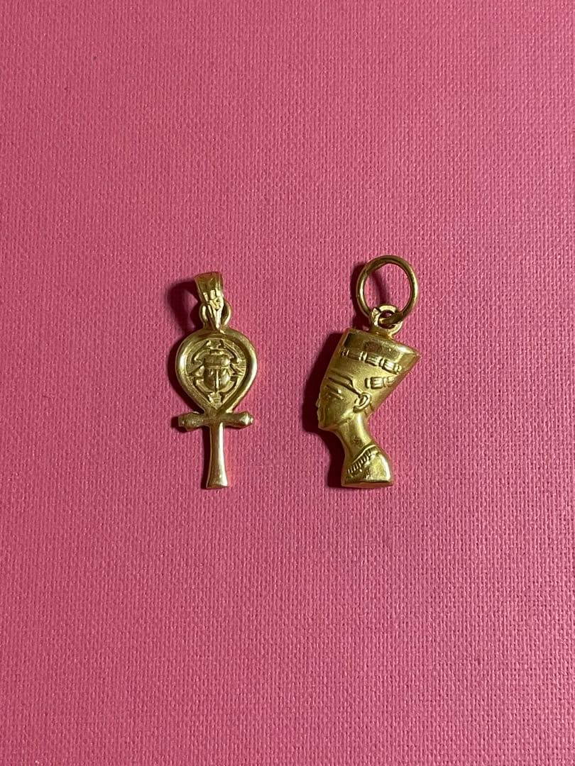 K18 ペンダントトップ　スカラベ　ネフェルティティ　エジプト