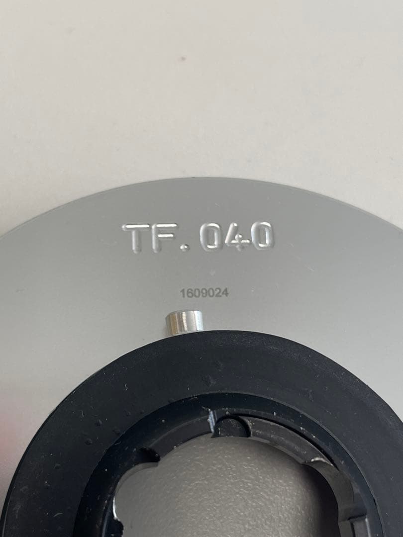 RIZOMA タンクキャップ Ducati TF040