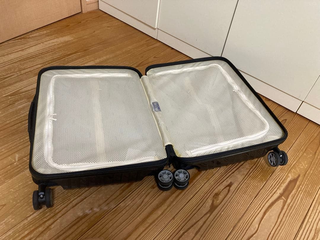 ⭐️良品⭐️リモワ サルサエアー 34L 4輪 機内持ち込み可 紺