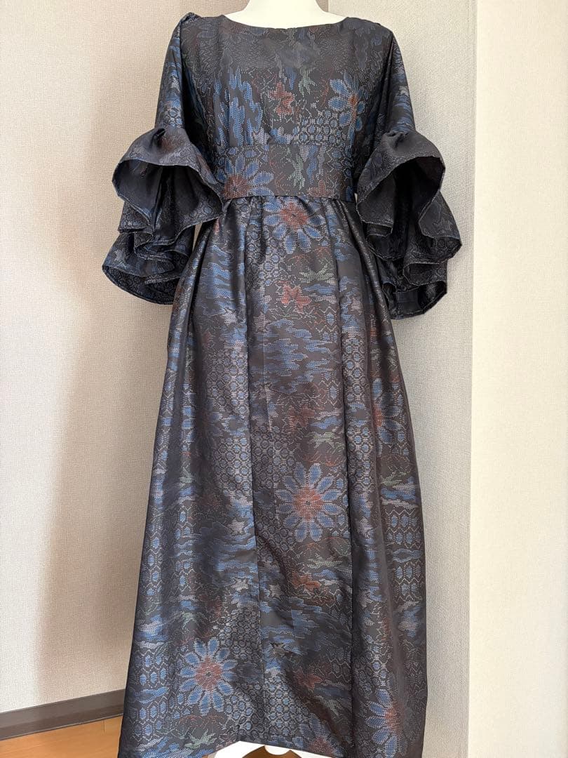 ★着物リメイク★　大島紬　フリル袖のゆったりワンピ　ブルー＆ブラック