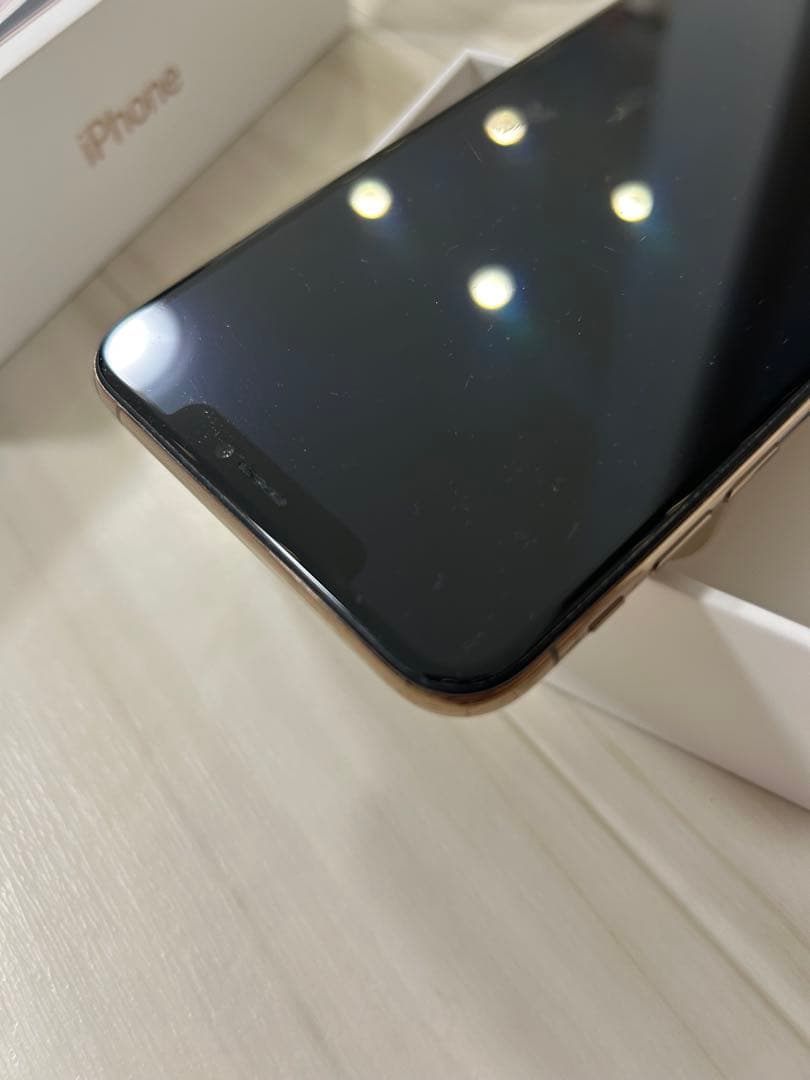 【Mちゅん様】iPhoneXS MAX 256GB Gold 本体　SIMフリー
