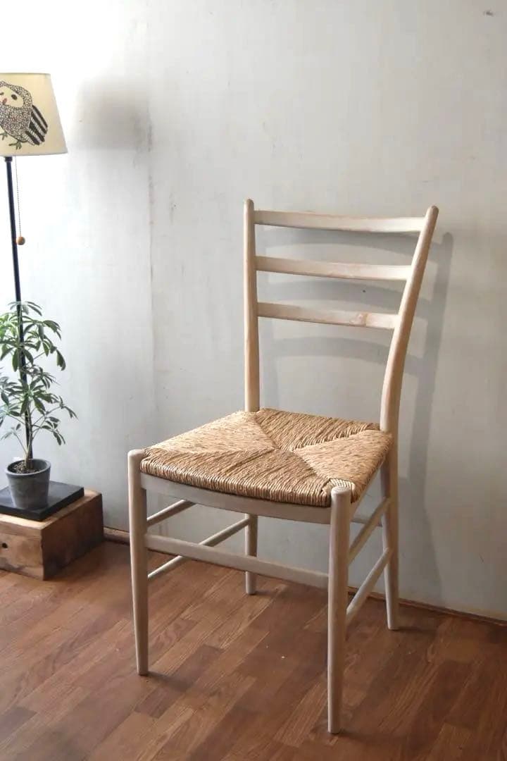 nora. sue chair ②