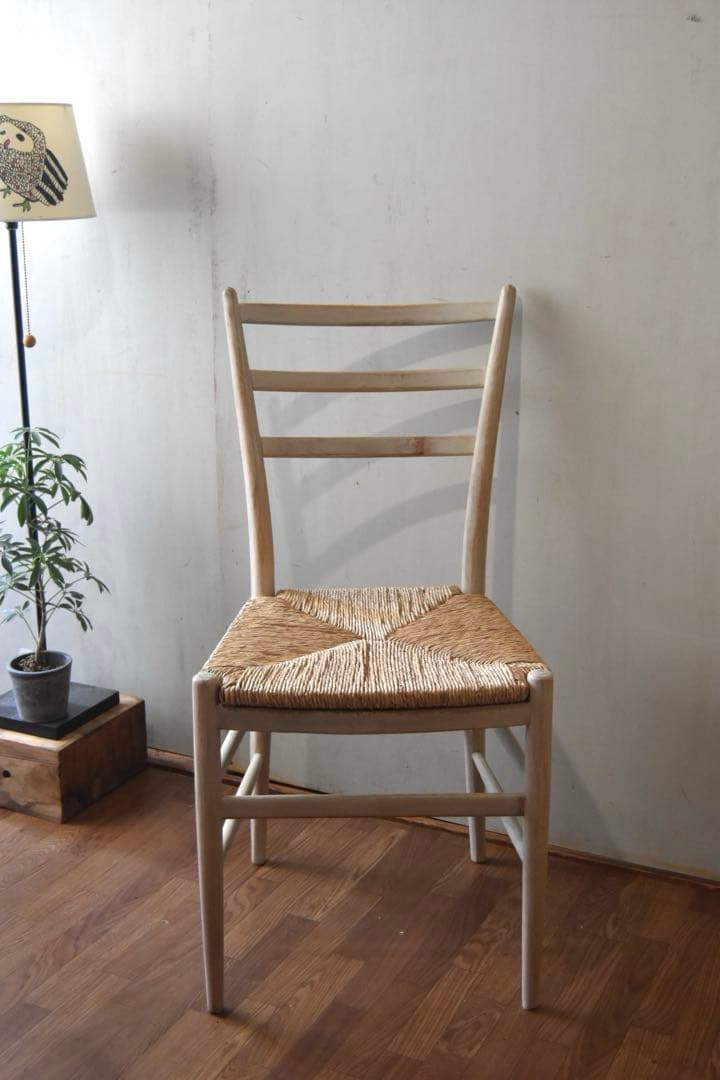 nora. sue chair ②