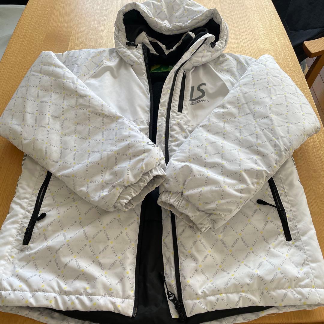 ルースイソンブラ　アウター