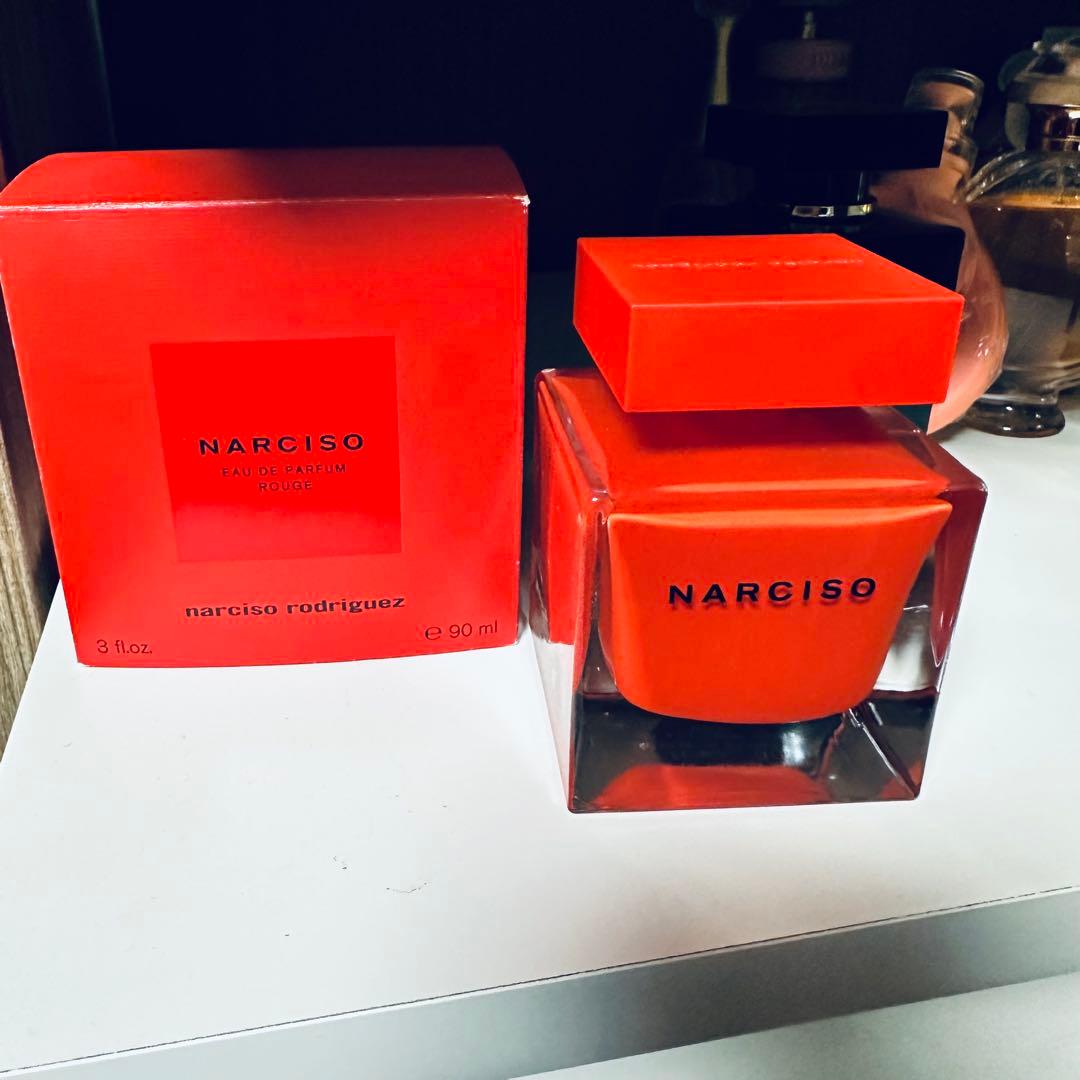 香水(女性用) NARCISO RODRIGUEZ Eau deParfum Rouge90ml