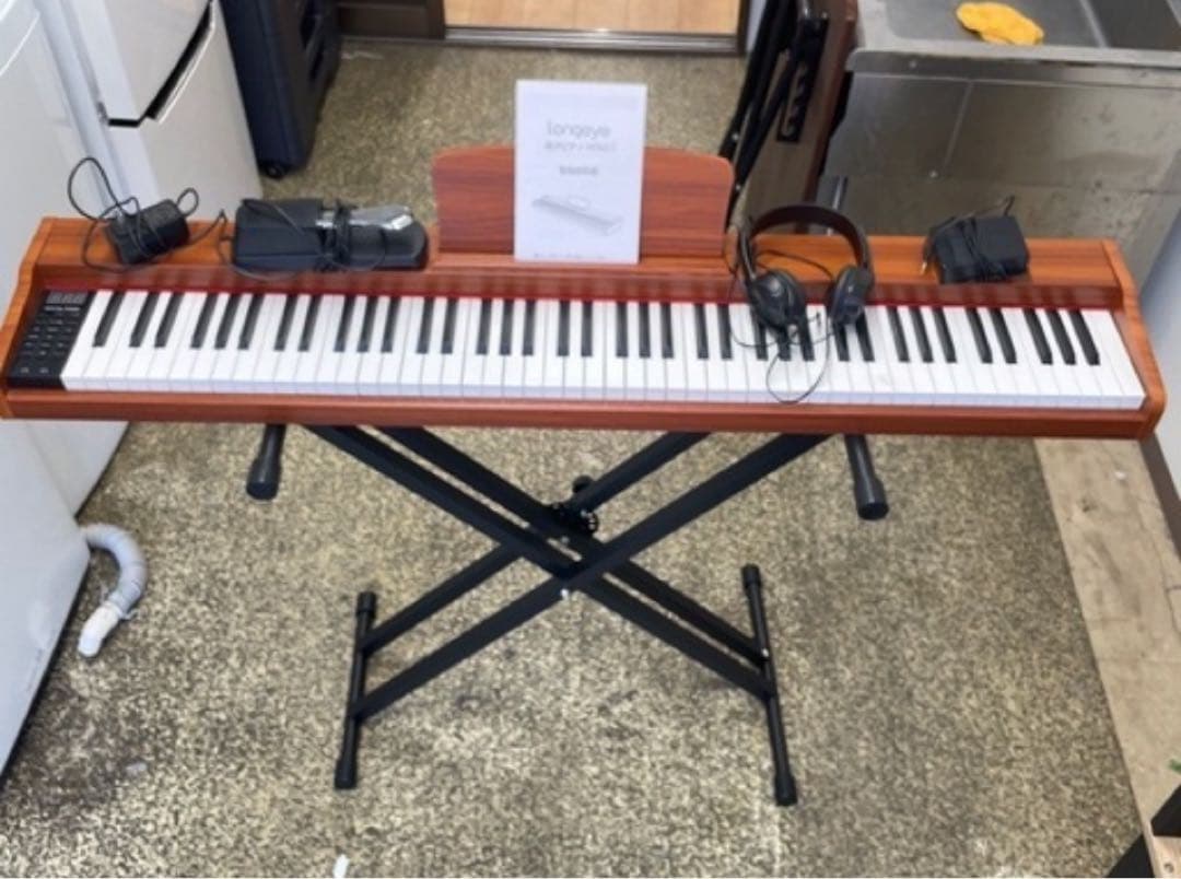 【美品】Longeye 電子ピアノ MOLD2 スタンド付き 88鍵盤送料込み。