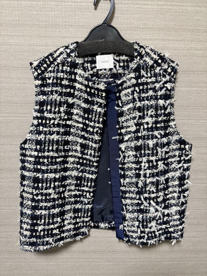 OHGA ネイビー・ホワイト ツイードベスト