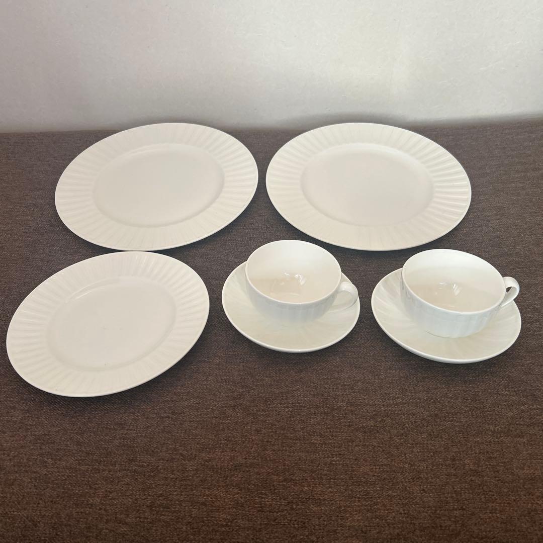 ウェッジウッド ナイトアンドデイ カップ&ソーサー プレートセット