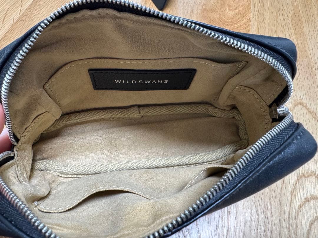 WILD SWANS ポーチ リュエル RUELLE ブラック