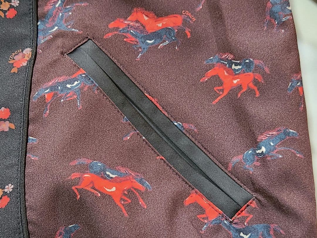 木製ハンガー付き・COACH・コーチ・リバーシブル・スタジアムジャンパー・新品