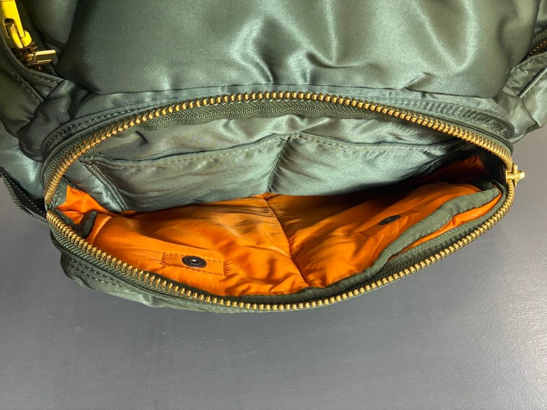 わ*い様 PORTER tanker ポーター　タンカー　DAYPACK 吉田カ