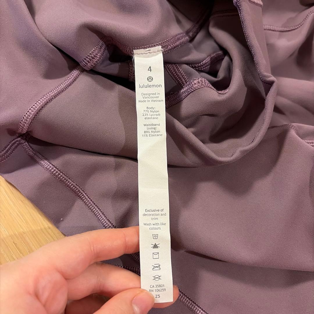 【美品】Lululemon セットアップ パープル
