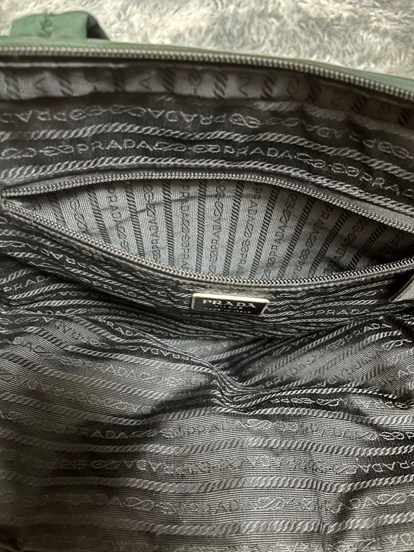 PRADA プラダ　ナイロン　バック　グリーン