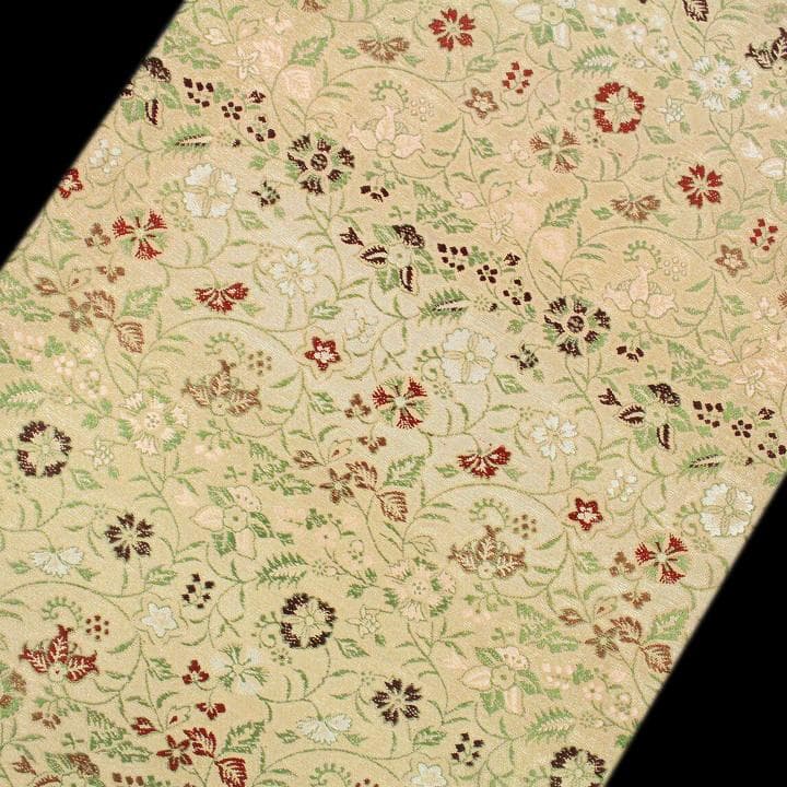 名門【龍村織宝】　たつむらの名物裂【早雲寺裂 文台銀襴】　【全通柄】の袋帯です