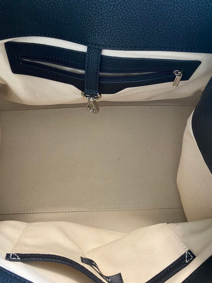 ブラックレザーハンドバッグ　 SIDE BELT BOSTON BAG