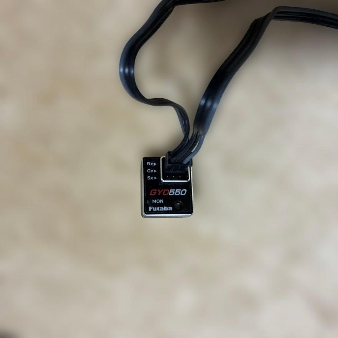Futaba　ドリフト　HPS-CD701　GYD550　サーボ　ジャイロ　中古