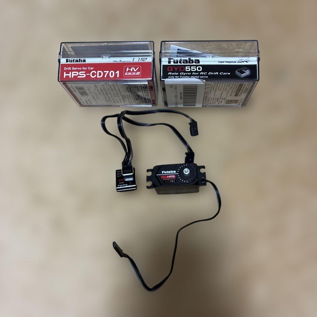 Futaba　ドリフト　HPS-CD701　GYD550　サーボ　ジャイロ　中古