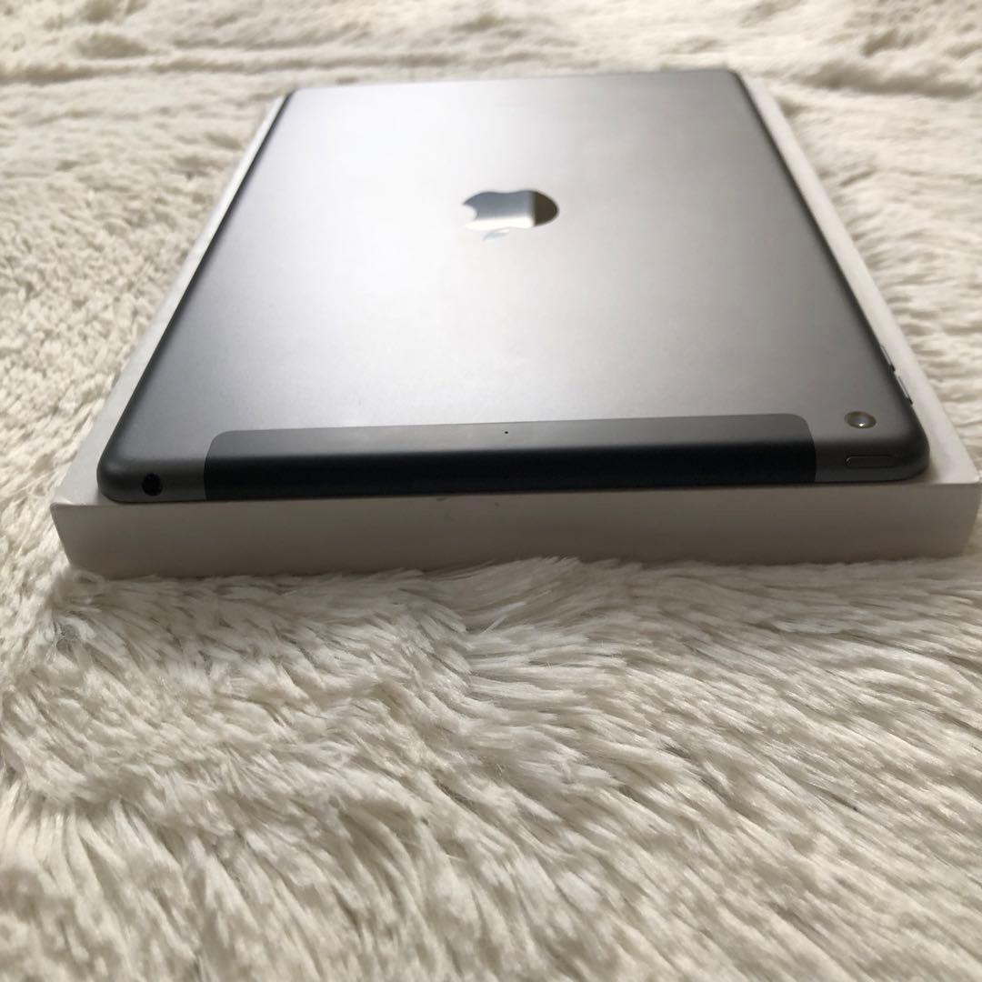 【完動品】iPad 第8世代 128GB SIMフリー 【付属品】【すぐ発送】