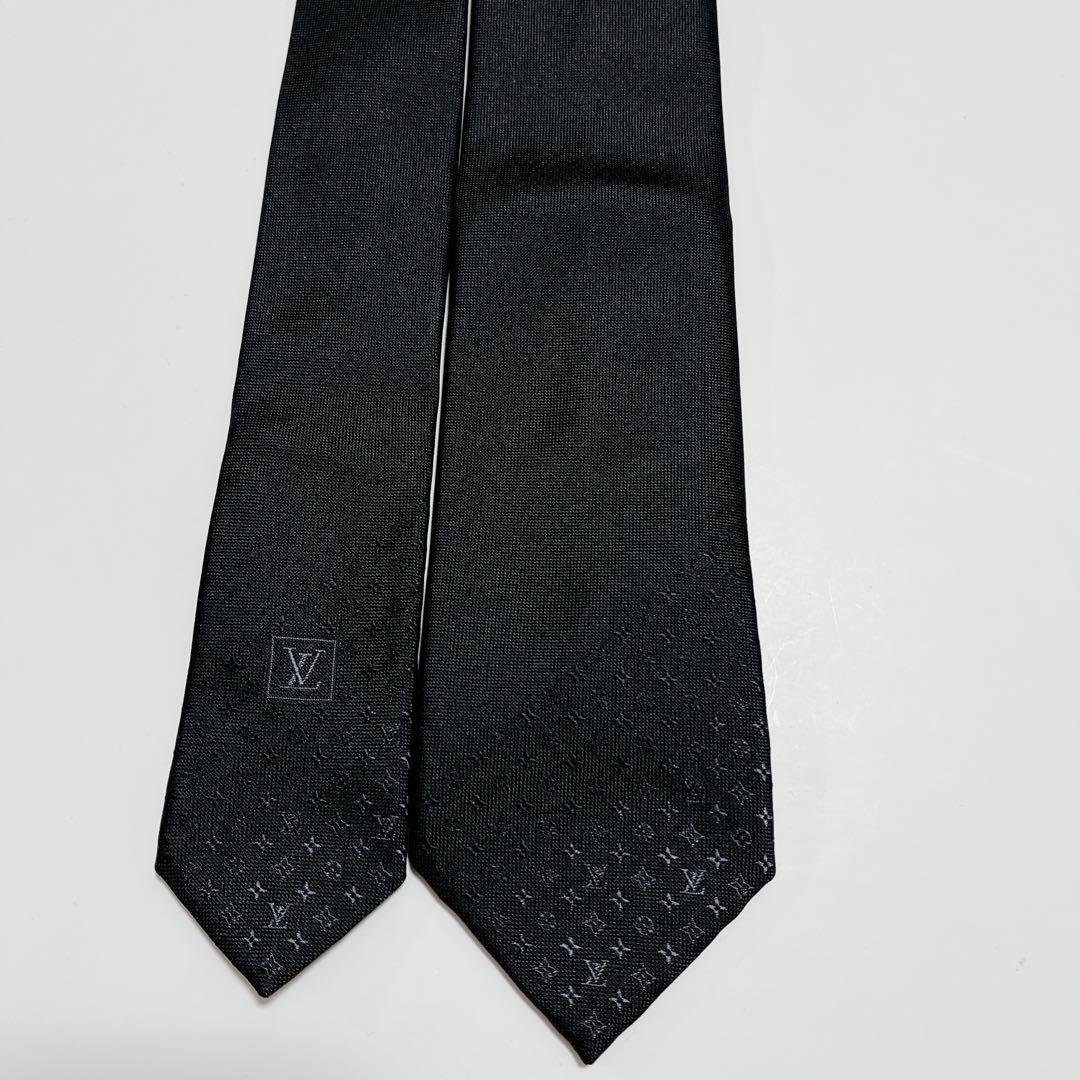 美品 ルイヴィトン ネクタイ ハイブランド モノグラム 光沢 希少 ジャガード