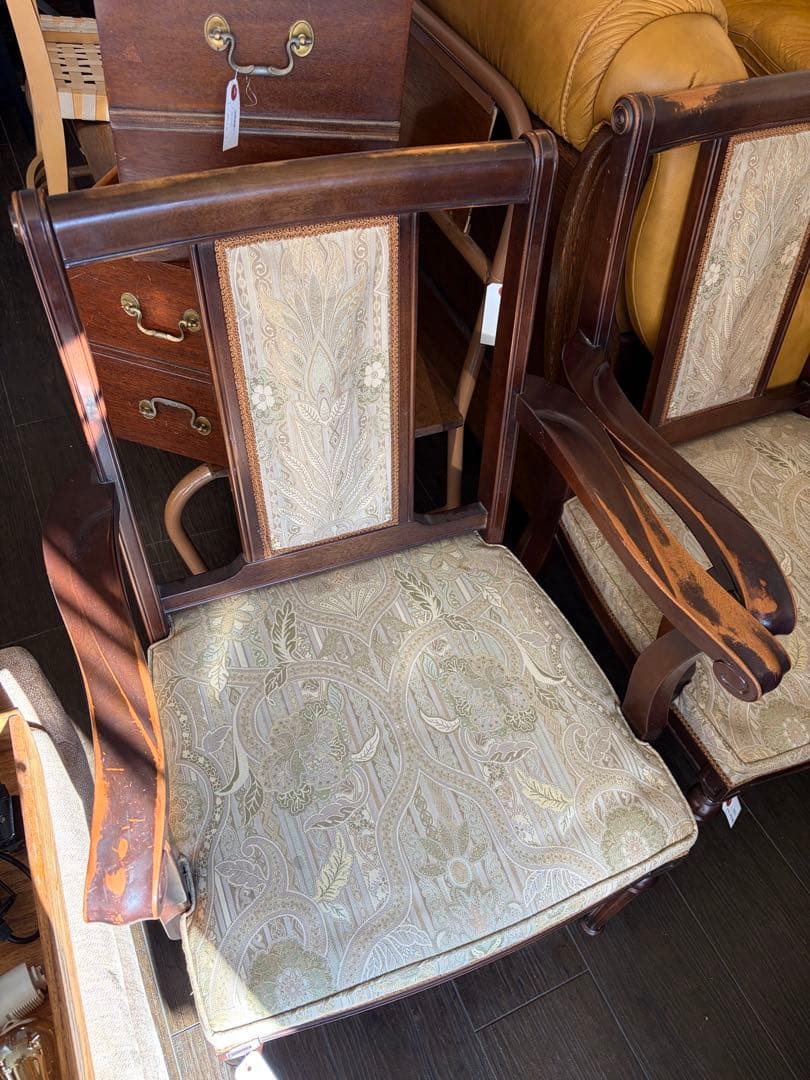 クラシックアームチェア ベージュ　メープル不二屋　ダイニングチェア　3脚セット