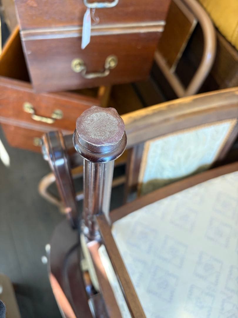 クラシックアームチェア ベージュ　メープル不二屋　ダイニングチェア　3脚セット