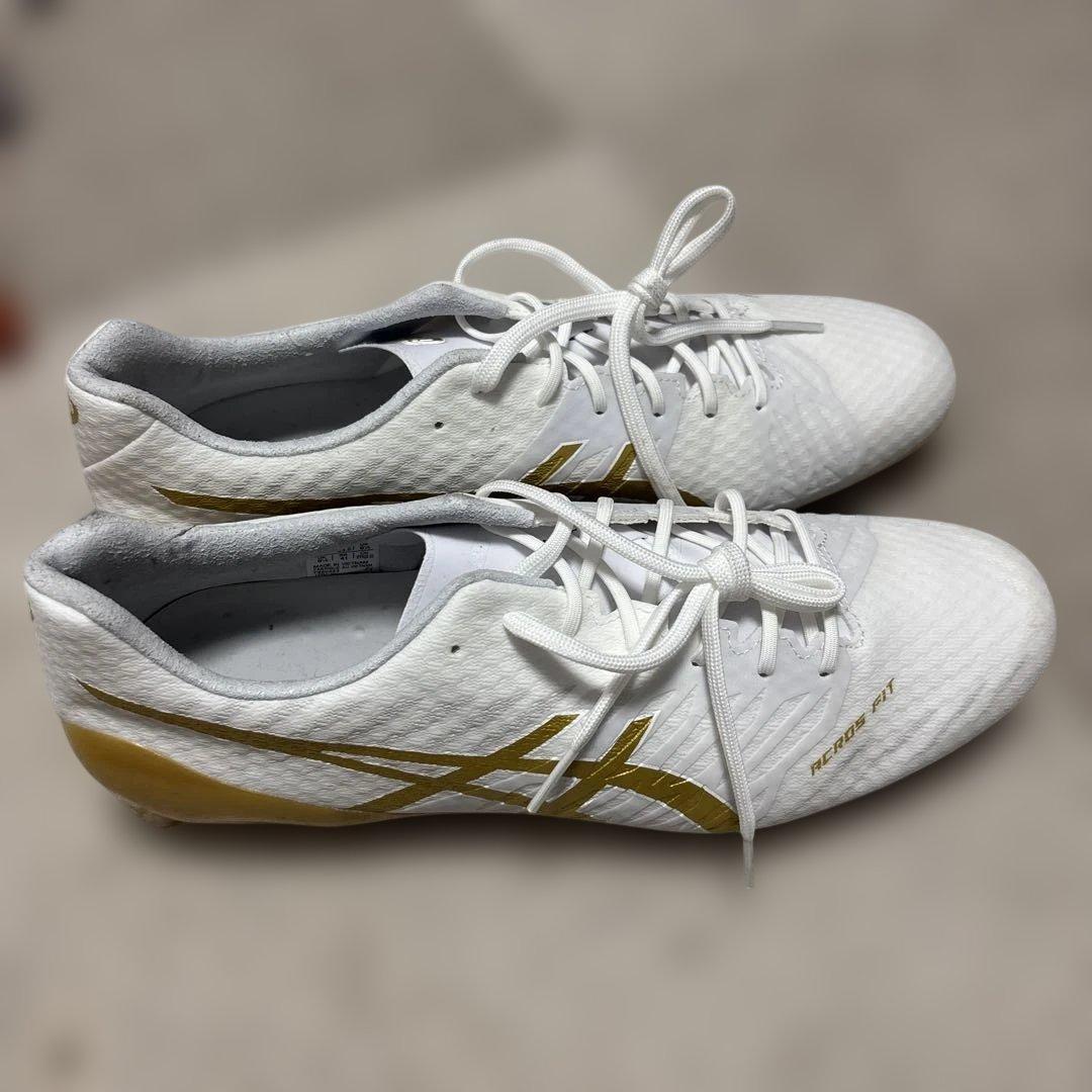 ASICS ラグビースパイクホワイト/ゴールド